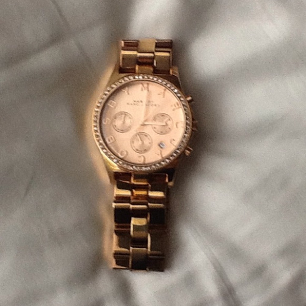 Marc Jacobs rose gold watch